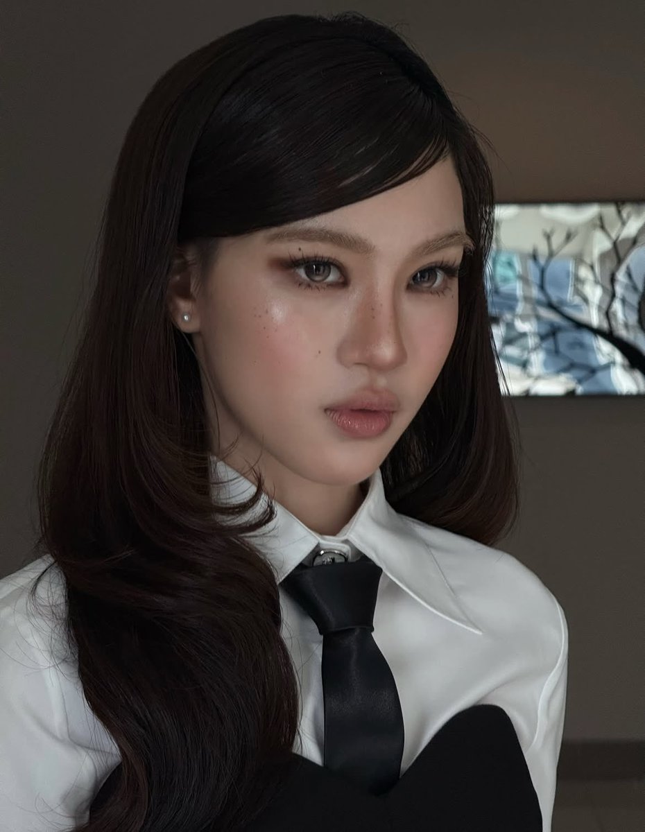 BleJieVNFC's tweet photo. [Pangjie on IG @tan9orn.themug - 27.09.26]

🤵🏻‍♀️🖤

#pangjiewr #BleJie #BleJieVNFC https://t.co/oNDVzsu8U6