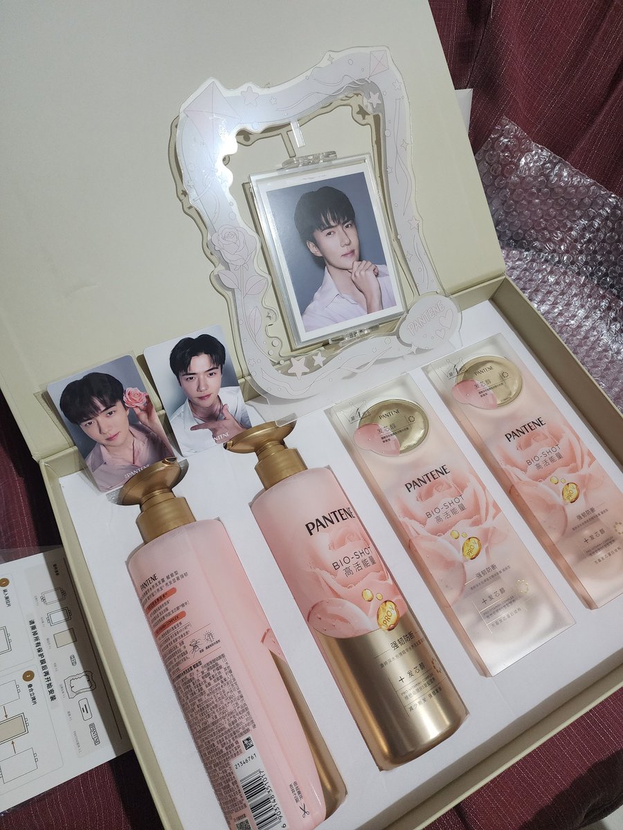osangayon's tweet photo. Pogi so much! Sana gaganda din buhok ko dito 😅

Thank you @shopninefour2 https://t.co/tcTAEctZYu