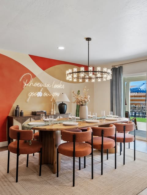funkitco's tweet photo. Trust the Funkit vision: every space maximized, design where it matters, calendars that stay booked.

Interior design gets the credit. Exterior design is what got the guest to the door.

#airbnbdesign #vacationhome https://t.co/dHsyVeGVPj
