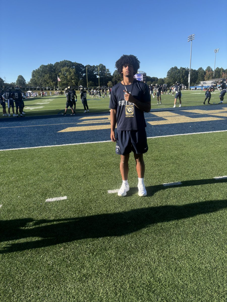 AShealey08's tweet photo. Had a great time @WingateFb yesterday! Thank you for the opportunity!! @Coach_Long51 @coach_ashmore @Clover_Football @BennettSwygert https://t.co/CvinjrHcKw