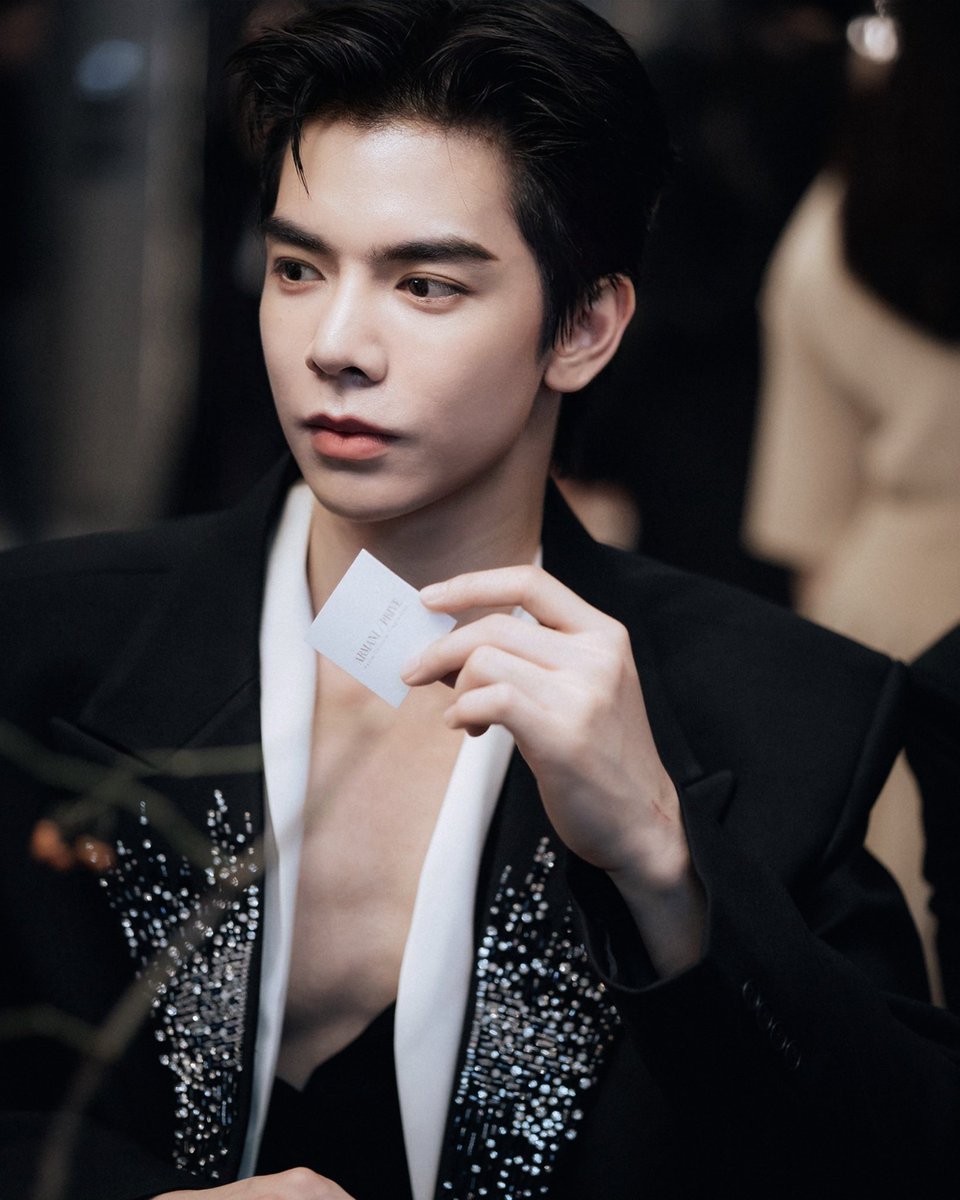 Ali_Gene99's tweet photo. E eu obcecada por você 😌

#babiibabe #LuminousSanctuary #ArmaniFragrance #BangkokBoulevardSignature #TheNewSC https://t.co/Us8SWWEzCo