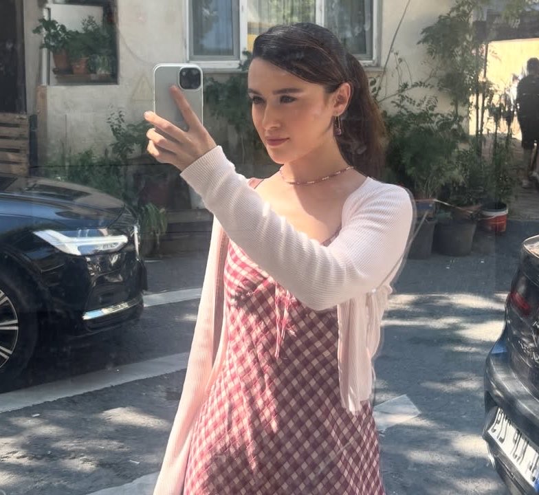 cemreallabout's tweet photo. Günlük Ment Etkinliği 

Hedef: 300 Mention + bol rt ve fav

Etiketimiz:

CemreArda #CemreArda
NazlıUçar #NazlıUçar https://t.co/4KWUrhhalv