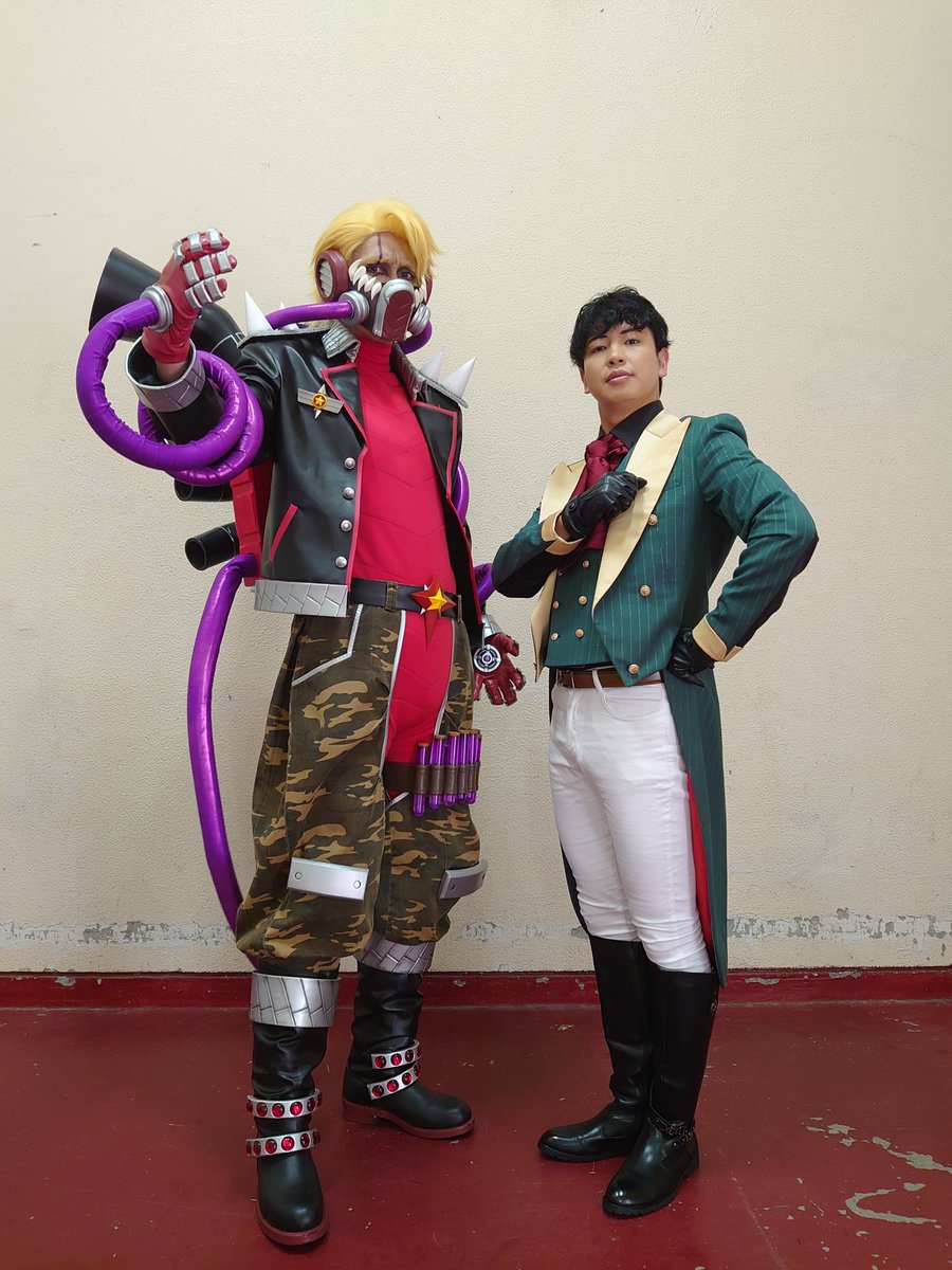 abkabkabkabkabk's tweet photo. 一緒に撮って貰ったー！
めちゃかっこよかった！！

スケジュールが被ってたので
踊ってみた観れなかったけど！！

配信でみた！や。マジで最高でした。
ネス君ありがとうございました！

#コンパス
#京都街キャラバン https://t.co/HTcj9p7cs5