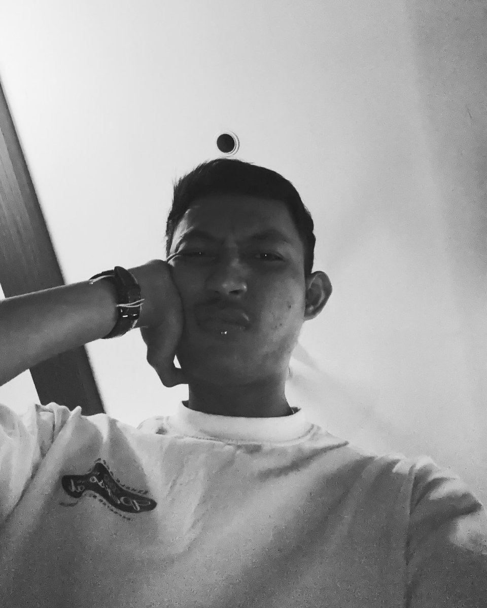 tiyooo14's tweet photo. sini ngopi bareng🫸🏽👊🏾 https://t.co/btI5fEa67s
