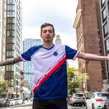RazedCases's tweet photo. which pro skin do you miss the most?

for me it has to be KennyS's 'Magic Stick' 🥲 https://t.co/xxNcm7H4iX