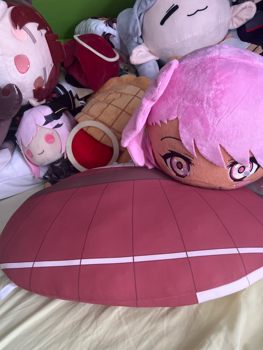 IndianaGeorg's tweet photo. Senchou butt so soft https://t.co/cD24d4Wt9Q