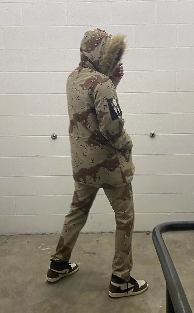 DodoFits's tweet photo. BruceDropEmOff Outfits in 2020 https://t.co/IFIqxe3MWe