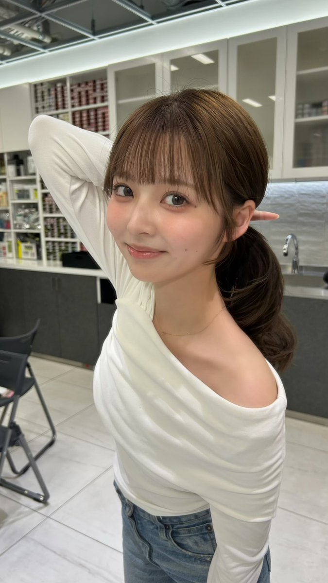 K___0420_'s tweet photo. 普段着ないから
ヒョウ柄は新鮮だった😆💖

Instagramもみにきてねー😼👍🏻

#福岡 #イエベ春 #骨スト #顔周りカット #インスタきてね https://t.co/xMTusoZFhj