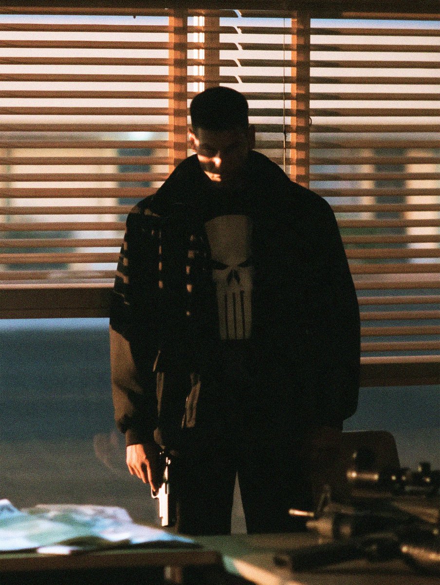 iamnotsrc's tweet photo. the punisher https://t.co/dFDII5nJIC