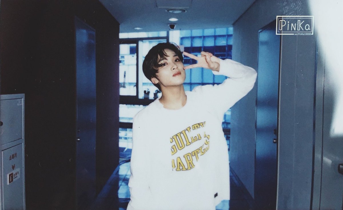 fs_sf_fs's tweet photo. 🩷🫶🏻

Always for Haechan!!! 

SUNFLOWER DAY WITH HAECHAN
#8YearsToFSSForever
#해찬이가_키운_8년차_해바라기 https://t.co/6Q8VtlXxwU