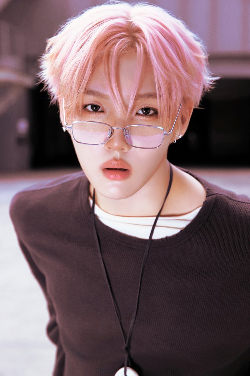 Q72ly's tweet photo. Concept Photo 1 : 𝙾𝙵𝙵 𝙲𝙾𝚄𝚁𝚂𝙴
수런  📂

#수런 #SUREN #모디세이 #MODYSSEY https://t.co/dhquxPkqMk