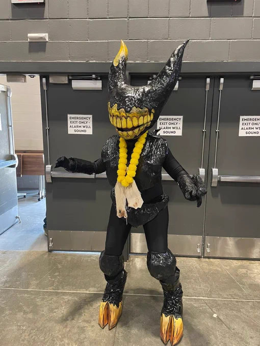 Image from JACKIE TAKEOVER 𝖯̶𝖺̶𝗅̶𝖾̶𝗍̶𝗍̶𝖾̶ 𝖯̶𝖺̶𝗐̶𝗌̶ (@PalPaws_Studios)