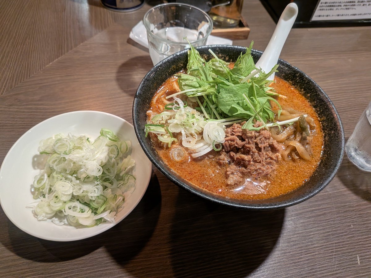 amm_kj's tweet photo. めっちゃ勧めてくるやんけ！と思って食べてみたらバチクソ美味かった https://t.co/TnnGcDYWW1