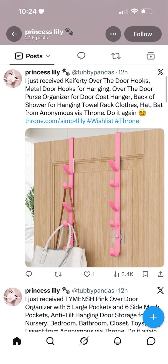 femhinn's tweet photo. sellin her pussy online for door hooks https://t.co/V101hEE5jG