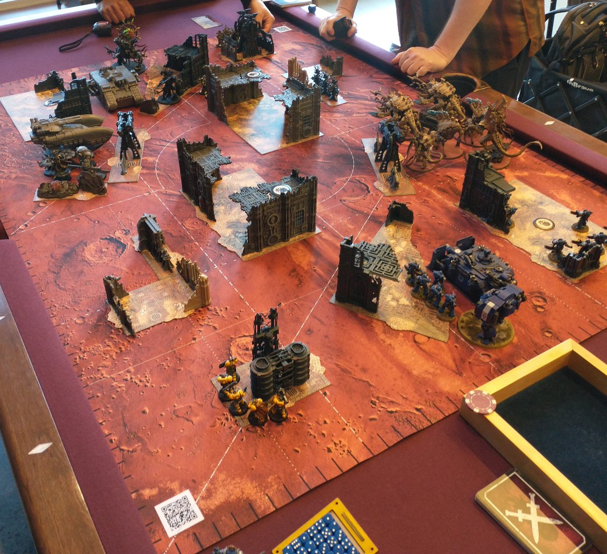3BeanSoup's tweet photo. today's game: marines &amp; nids vs. custodes &amp; thousand sons https://t.co/FHJnCNPKn0