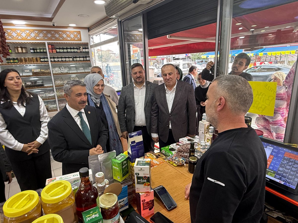 FeyzullahTORLAK's tweet photo. Teşkilat Başkan Yardımcımız, Adıyaman Milletvekilimiz Sayın Mustafa Alkayış ile birlikte sahadayız.

Esnafımızı ziyaret ediyor, vatandaşlarımızla bir araya geliyor, Sancaktepe’mizin sesine kulak veriyoruz. Her sokakta, her dükkânda, her hanede milletimizle gönül bağımızı daha da güçlendiriyoruz.

Sahadayız, çalışıyoruz, Sancaktepe için durmadan yolumuza devam ediyoruz! 🇹🇷

Türkiye Yüzyılı Buluşmaları İstanbul

@MustafaAlkayis 
@abdullahozdemir 
@halimaksu 
@rabiyakazak 
@DegemDeniz 
@akpartiistanbul 
@ak_sancaktepe