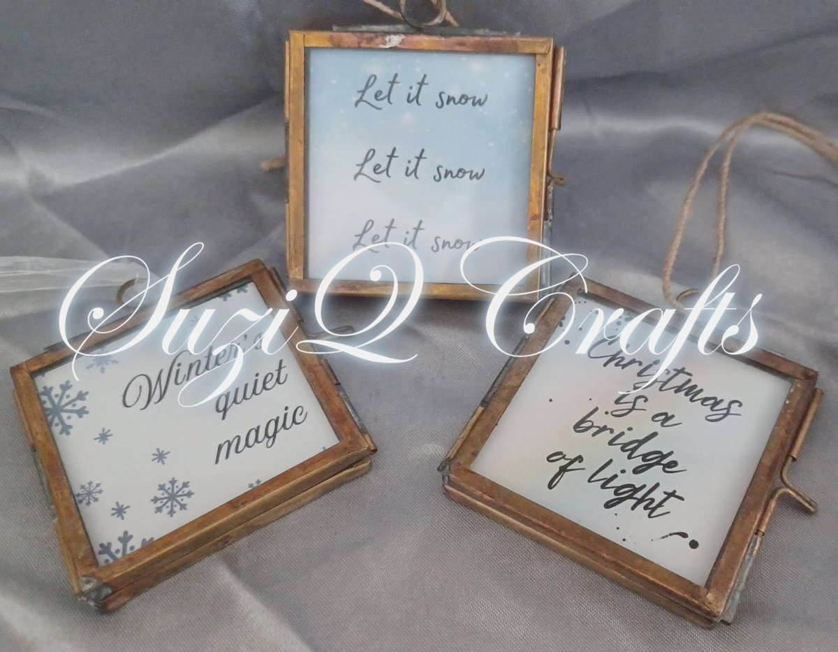 SuziQCrafts's tweet photo. Robins are for all year round and I have my original watercolour printed on to card, and placed in these pretty miniature vintage effect frames 😍 Other Christmas designs also available.

https://t.co/5KQmMidWBN

 #christmas #art #robins #giftideas #quotes #wallhanging #decor https://t.co/qRqiof8tAB