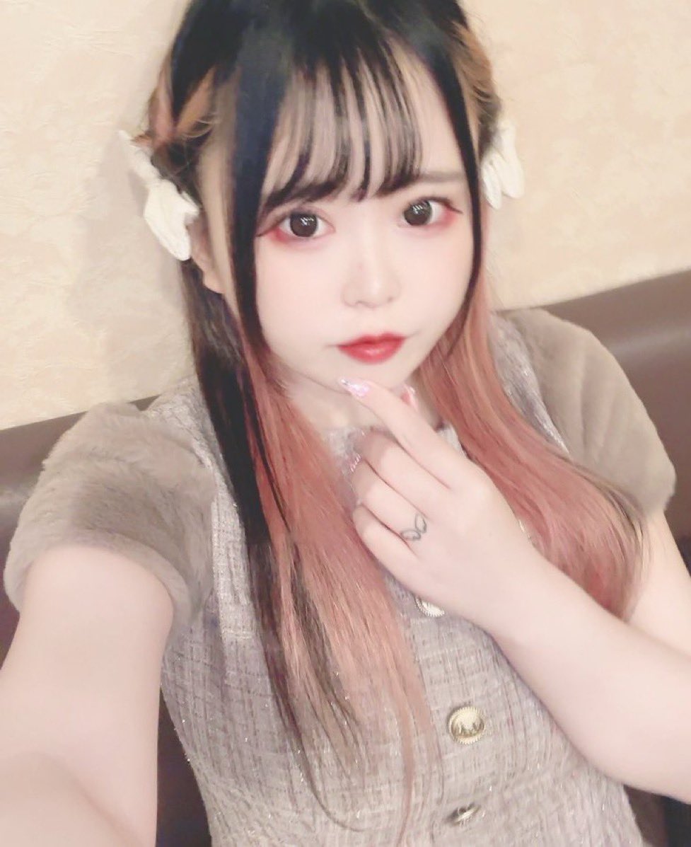 tokia6753's tweet photo. おはまな🤍
昨日で今月のスケジュールは終了🙆‍♂️
オトンは通院日やねんけど診察やから
イザとなったらバックレるかも😅
今月もお疲れちゃん🥰
押忍❗️🔥🇯🇵
#まな@manamelo__720🤍
#長谷川愛🤍
#今月もおつまな🤍
#気まぐれ時報⏰
#実は相思相愛リアル娘🐯🤍 https://t.co/ETEru818QW