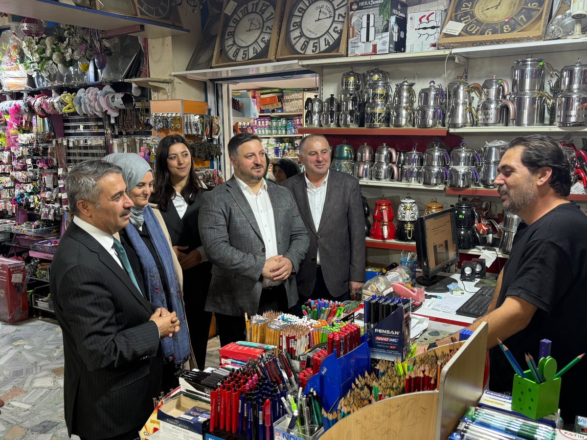 FeyzullahTORLAK's tweet photo. Teşkilat Başkan Yardımcımız, Adıyaman Milletvekilimiz Sayın Mustafa Alkayış ile birlikte sahadayız.

Esnafımızı ziyaret ediyor, vatandaşlarımızla bir araya geliyor, Sancaktepe’mizin sesine kulak veriyoruz. Her sokakta, her dükkânda, her hanede milletimizle gönül bağımızı daha da güçlendiriyoruz.

Sahadayız, çalışıyoruz, Sancaktepe için durmadan yolumuza devam ediyoruz! 🇹🇷

Türkiye Yüzyılı Buluşmaları İstanbul

@MustafaAlkayis 
@abdullahozdemir 
@halimaksu 
@rabiyakazak 
@DegemDeniz 
@akpartiistanbul 
@ak_sancaktepe
