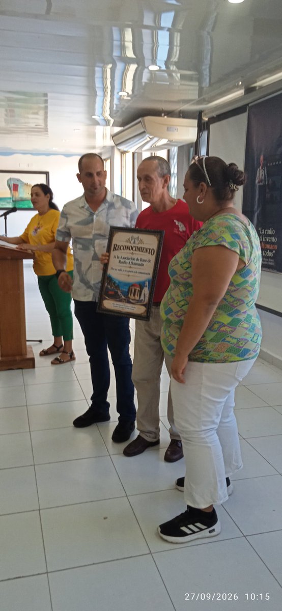 onielalvarezc's tweet photo. Realizado acto nacional por el día del radioaficionado cubano.
#Cntv
@tvCaibarien 
#RadioCaibarien https://t.co/kYFrdtZoeq