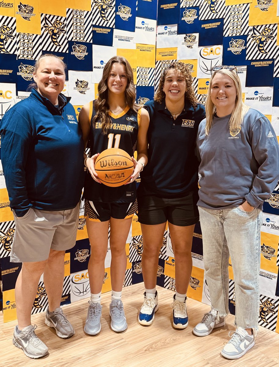 KinseyCollins48's tweet photo. Thank you so much @EH_CoachD and @EmoryHenry_WBB for an amazing visit and great weekend!  

@NA_Lady_Cougars 
@EliteEmpireB 
@Elite80WBB 
@WolvesDen_4 https://t.co/elPbdKglcp