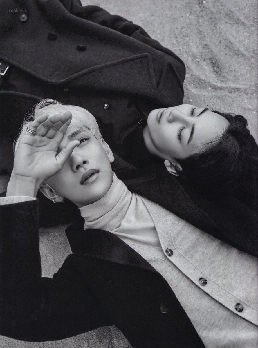 jihanhour's tweet photo. The 2026 version of that iconic magazine photo of jihan!

CAUGHT IN THE JXJ DAYDREAM
#정한X조슈아_데이드리머스
#JXJ_DREAMSCAPE
@pledis_17 https://t.co/lJLo0QdPvZ