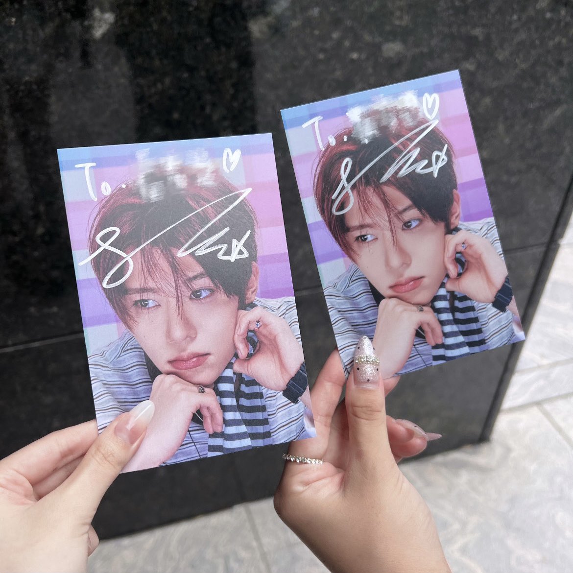formysion_'s tweet photo. 一緒に並べてほんとに楽しかった(TωT)💜
しおん공주だいすき👰🏻‍♀️💕 https://t.co/RuehovZBFc