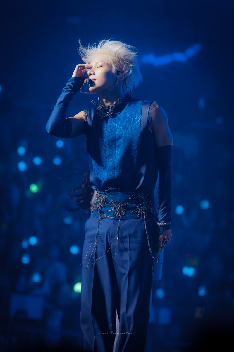TAEMIN_time718's tweet photo. 260918-20 TAEMIN WORLD TOUR <LiMiNaL> in SEOUL

#TAEMIN #태민 #LiMiNaL https://t.co/bcA3EwkU9a