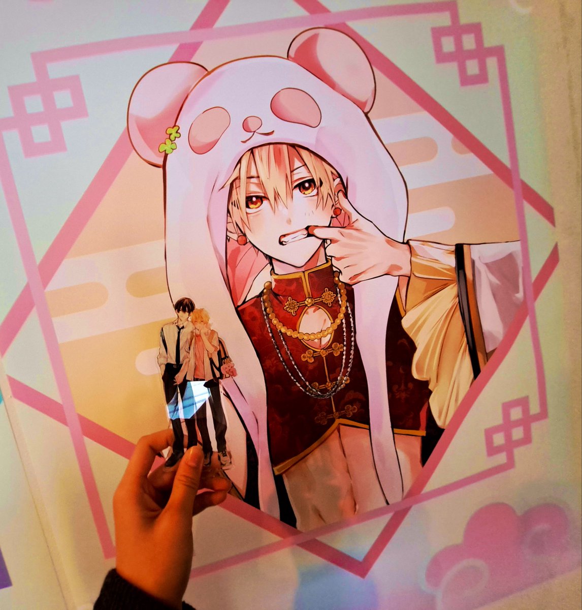 kabuomeso's tweet photo. しょま恋スマべ行ってきました🫶店内はヒロナオで埋め尽くされていて、恋人デートのバーガーや煩悩アイスなど、原作再現された食べ物が沢山あって本当にヒロナオの世界に入れたようで幸せでした🥹パンダモチーフ衣装のヒロナオが可愛くてグッズも沢山買わせていただきました💕🫶
#しょま恋スマべ https://t.co/odrIplgyzu