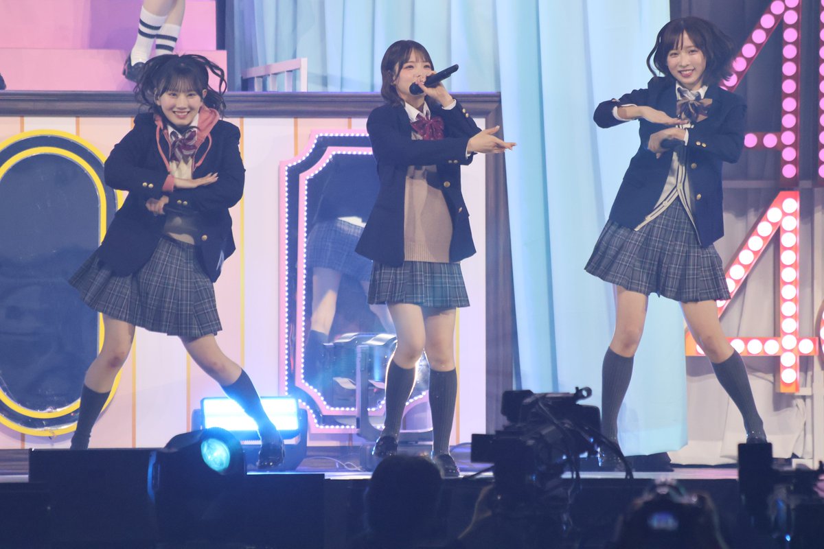 GejiKari's tweet photo. 全員「好きish」コンサート
#髙橋彩音
#AKBサンコンコン https://t.co/Uea2ZI17t4