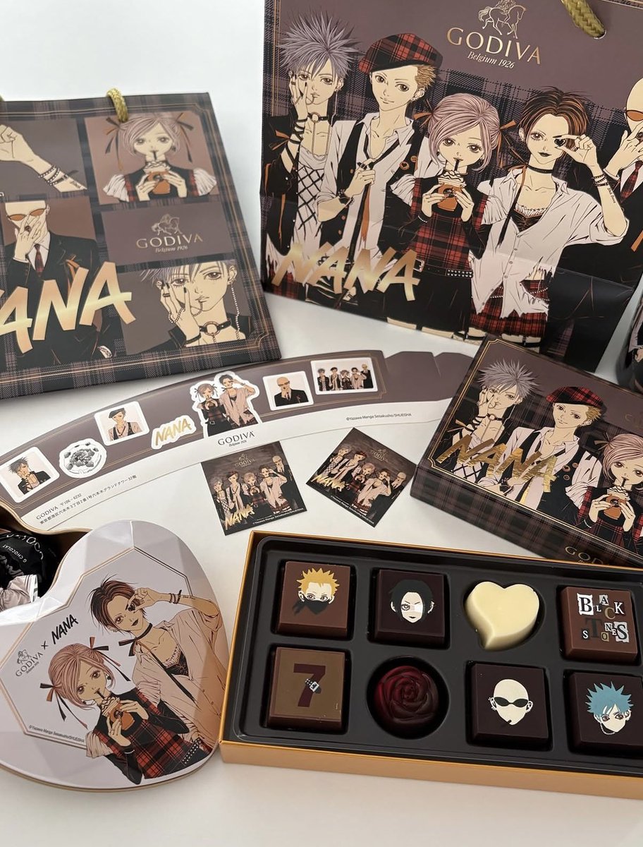 NANAsect's tweet photo. GODIVA X NANA https://t.co/CQKG4gaPBq