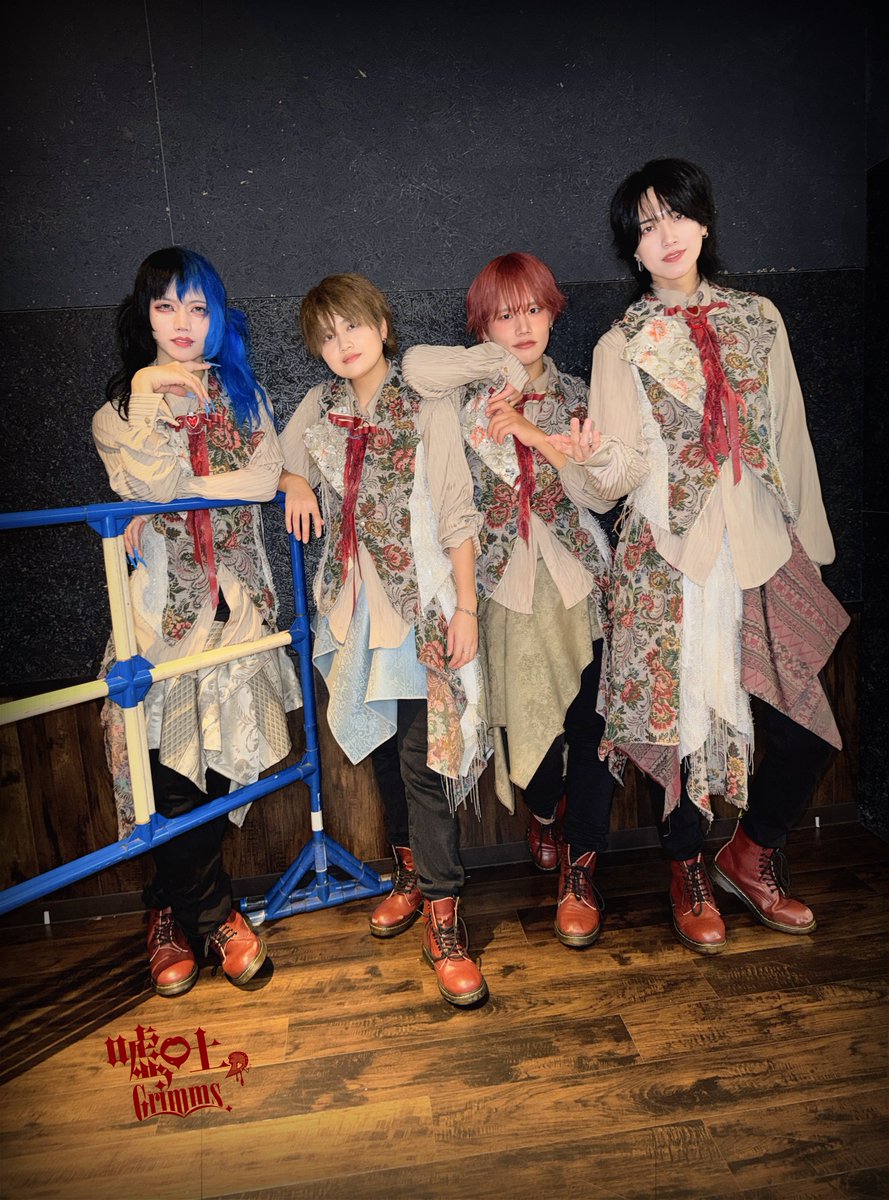 UsoGri_official's tweet photo. 「Critical Attack 45 」@大塚HeartsNEXT。出逢って下さった皆様。逢いに来て下さったアナタ。ありがとうございました。

今夜、予告なく響かせたのは――
新体制では初披露となる『衝動ハレーション』。

予期せぬ“衝動”をアナタの記憶に刻むことができたでしょうか。

そして、3.5周年ワンマンも解禁。

またひとつ、新たな物語の扉が開きました。

ここから先に待つ景色を、
アナタと共に見届けられますように。

それではまた☾

#嘘グリ