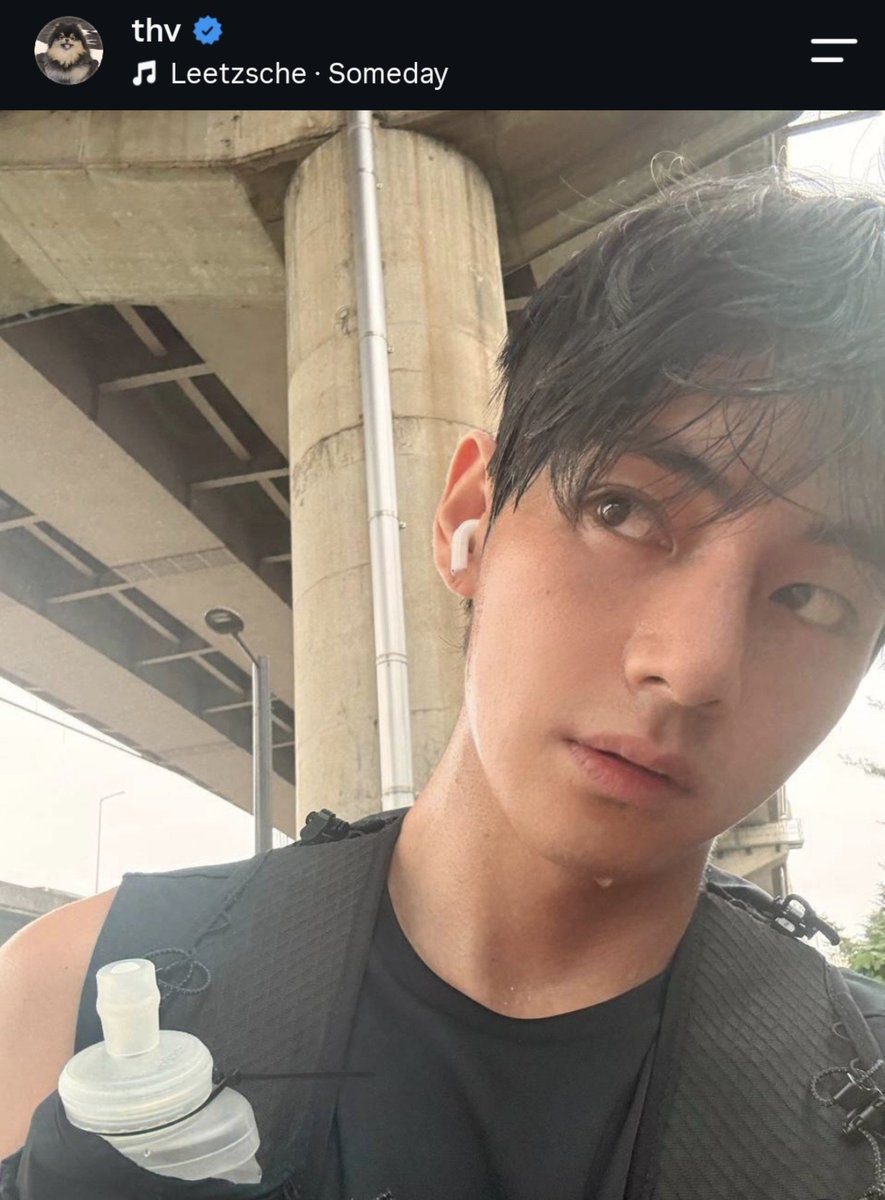 7withluv__'s tweet photo. imagine looking like this after running for miles is just INSANE.. https://t.co/VFi8VvdnR9