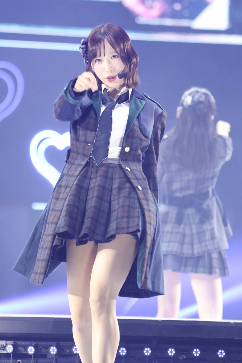 GejiKari's tweet photo. 全員「好きish」コンサート
#小栗有以
#AKBサンコンコン https://t.co/8WUxY5cgrI