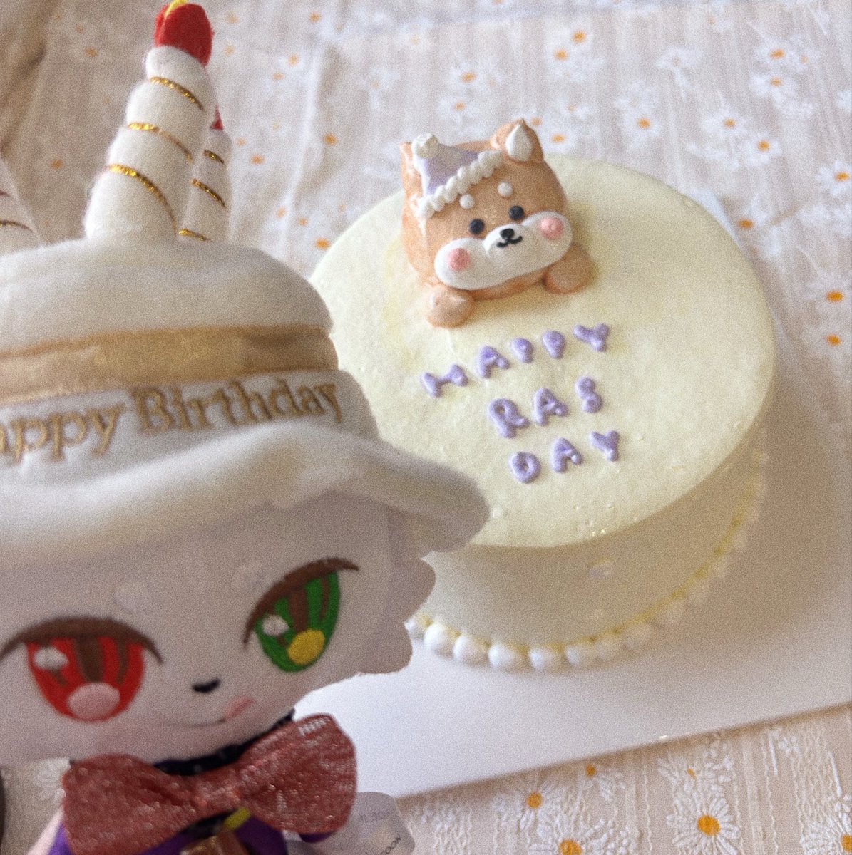 kopinayu_gg's tweet photo. Rasさん🐱お誕生日おめでとうございます🎂🎊
#HAPPY_RAS_DAY https://t.co/NRq0tru85H
