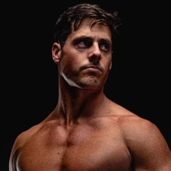 MrStevenBorden's tweet photo. Seductive Sunday https://t.co/UcbLGv952x