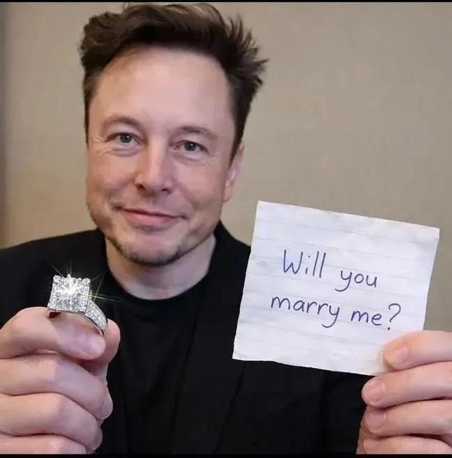 fanpage_fx's tweet photo. This is for you, my beautiful and special lady. 💐❤️ Say hello to me 👋. You’ve captured my heart, and I want to ask you something truly special… Will you marry me? 💍❤️ https://t.co/Y1j7W64TY8