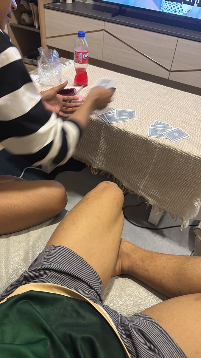 olsupawit's tweet photo. เหงามากครับอยู่เมเปิ้ลมาเล่นด้วยหน่อย #mlm #คลองหก #คลอง6 https://t.co/9nYKvkfwJB