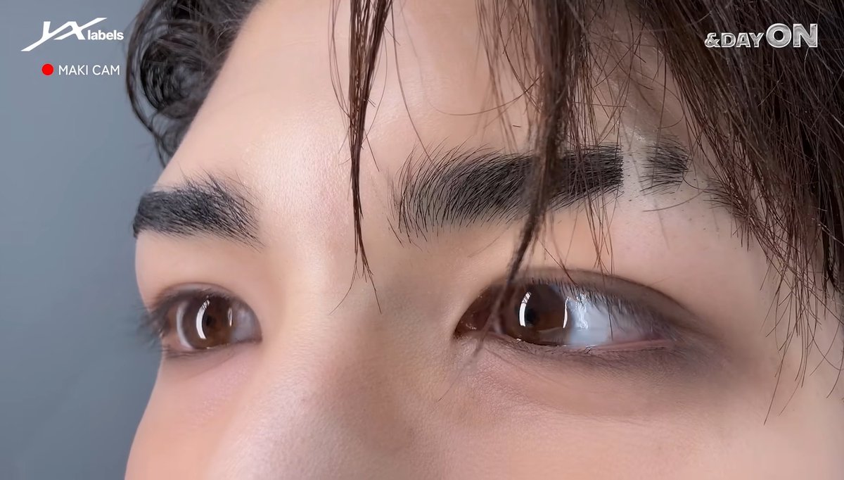 summerclouds14's tweet photo. 千葉1日目pic4枚
1日目と2日目でそれぞれ長尺やし、なるべく全員と撮ろう📸と意識してるのシゴデキすぎね……߹𖥦߹👍🏻
裸眼なのにおめめキュルキュルでかわいーー߹𖥦߹🐶👁️♡ https://t.co/CkLil5jVI1