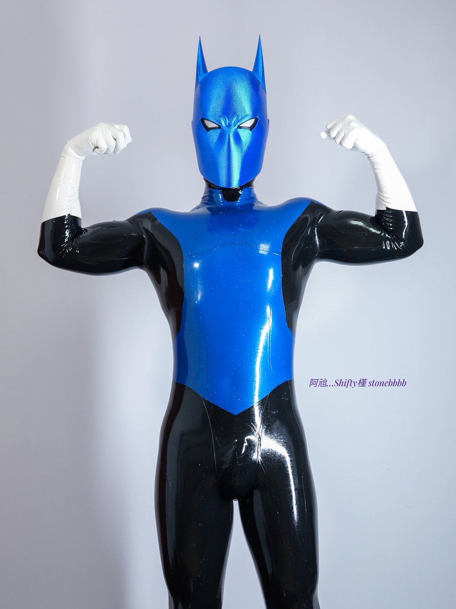 stonebbbb's tweet photo. Horny fake hero - 1️⃣

找@Mrlatex2020 做的第一件定制 https://t.co/S9VMJcxecE