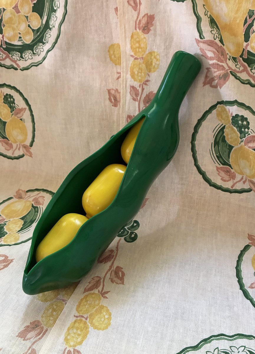 SomewareInTime's tweet photo. Vintage 1974 Playskool Baby Bean Pod Toy #49 Chicago IL Complete 4pc Set Rattle https://t.co/gJXujIZAjt https://t.co/ibvPNM2xV9