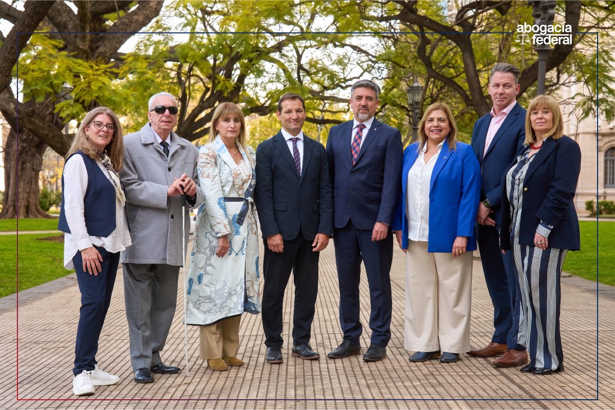 Abogaciafed26's tweet photo. 🗳️ Nuestros candidatos y candidatas para llevar la voz de los abogados y abogadas de todo el país al Consejo de la Magistratura. 
➡️ Este 20 de octubre es con Abogacía Federal, #Esconvos https://t.co/JLpMTPFoTi