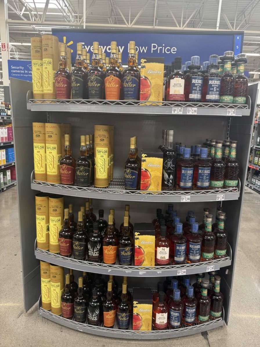 MichealRaylm's tweet photo. Hey Whiskey Fans! Grab premium bourbon bottles this week at a great price. Smooth, rich flavor perfect for sipping. DM me on X the menu and details. Discreet shipping available across the US. Cheers!  #Bourbons #WhiskeyLovers #BourbonWhiskey #CraftSpirits https://t.co/HcuJkOldvK