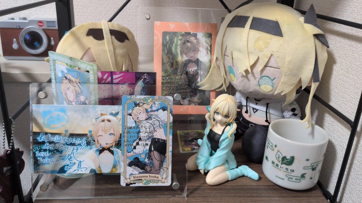 ryo__1590's tweet photo. 推し棚にいろはちゃんのフィギュア追加！
初のフィギュアでぶちあげ！
 #風真いろは https://t.co/raXhCzZAY9