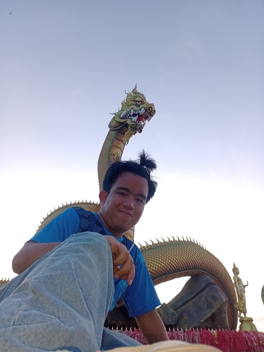 tirencedion's tweet photo. No matter what kind of Naga yours is, it’s still mine regardless. 🐲🐉🫠😁💛🌻🇺🇲🇹🇭 - Tirence xx

ไม่ว่าพญานาคของคุณจะเป็นแบบไหน แต่ยังไงพญานาคก็เป็นของผมอยู่ดี🐲🐉🫠😁💛🌻🇺🇲🇹🇭 - Tirence xx https://t.co/QFAbhKdavz