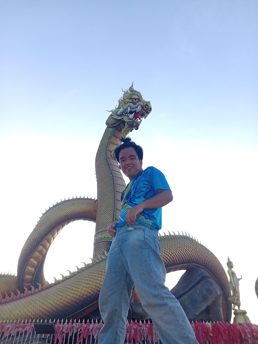 tirencedion's tweet photo. No matter what kind of Naga yours is, it’s still mine regardless. 🐲🐉🫠😁💛🌻🇺🇲🇹🇭 - Tirence xx

ไม่ว่าพญานาคของคุณจะเป็นแบบไหน แต่ยังไงพญานาคก็เป็นของผมอยู่ดี🐲🐉🫠😁💛🌻🇺🇲🇹🇭 - Tirence xx https://t.co/QFAbhKdavz