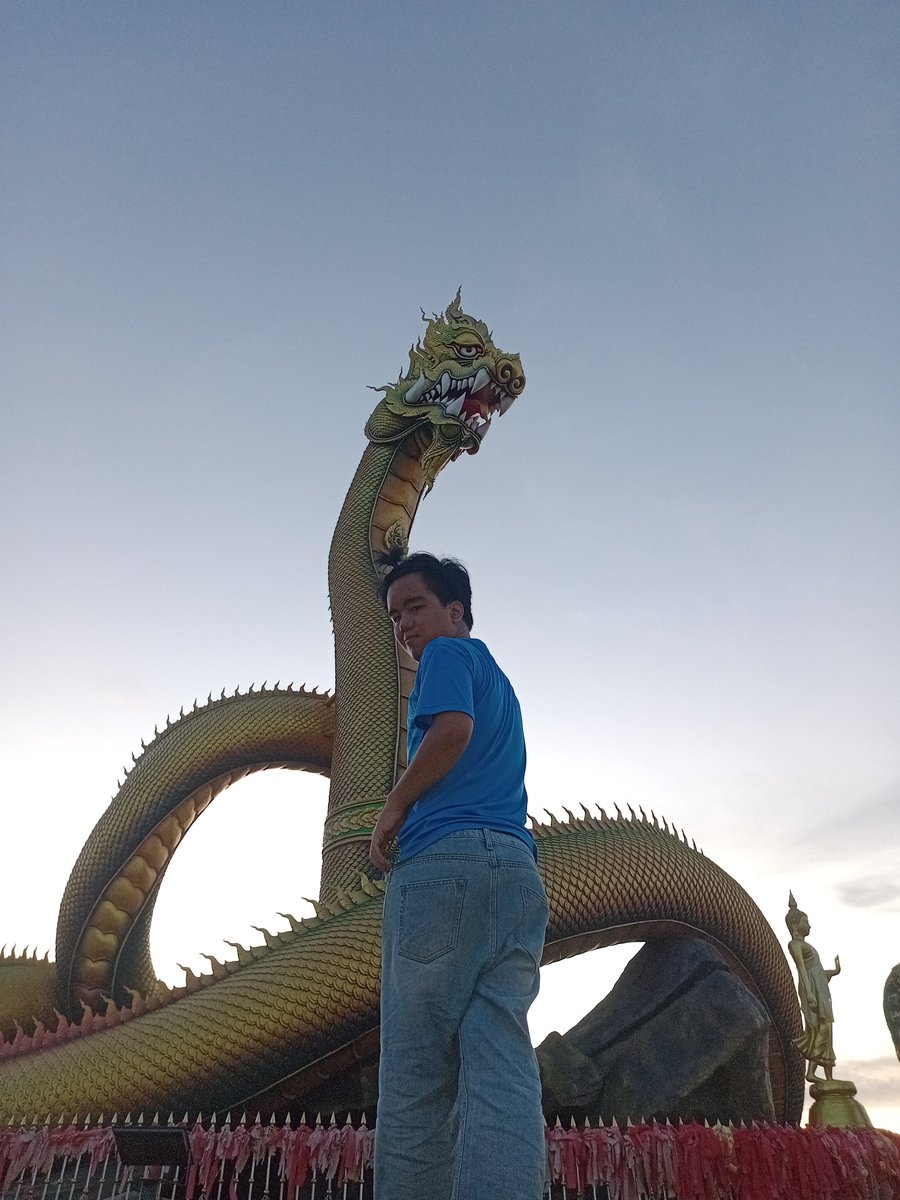 tirencedion's tweet photo. No matter what kind of Naga yours is, it’s still mine regardless. 🐲🐉🫠😁💛🌻🇺🇲🇹🇭 - Tirence xx

ไม่ว่าพญานาคของคุณจะเป็นแบบไหน แต่ยังไงพญานาคก็เป็นของผมอยู่ดี🐲🐉🫠😁💛🌻🇺🇲🇹🇭 - Tirence xx https://t.co/QFAbhKdavz