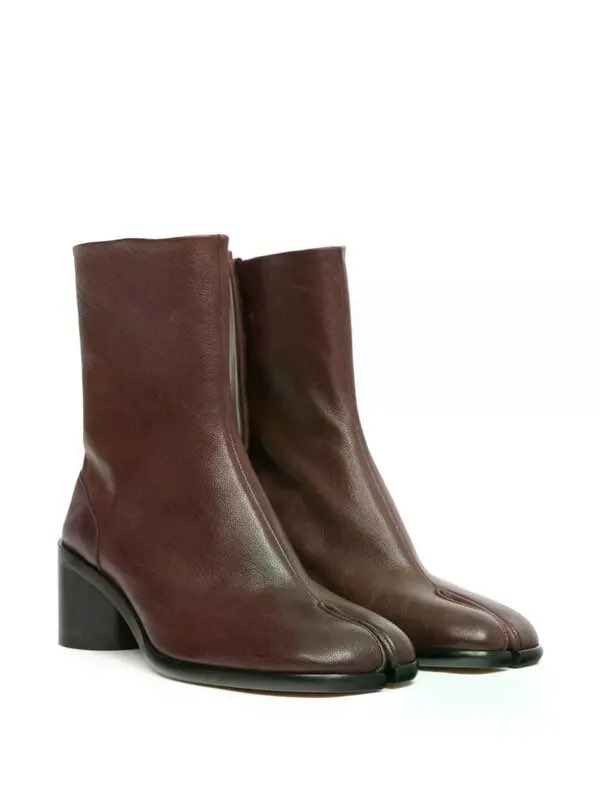 taemshoes's tweet photo. Maison Margiela —

Tabi Ankle Boots (6cm heel) https://t.co/ZJ8kJxYtXe