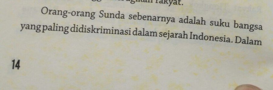 algazelian's tweet photo. Sunda ini dari awal indon merdeka kena mulu ya sampe saat ini, lakinya dibilang males cewenya dibilang matre, sejarah leluhurnya ditutupin, pahlawan di sunda tidak diangkat dll.

Sesuai apa yg dibilang di bukunya linda christanty, sastarawati asal bangka belitung : https://t.co/l6z0pHvQcX