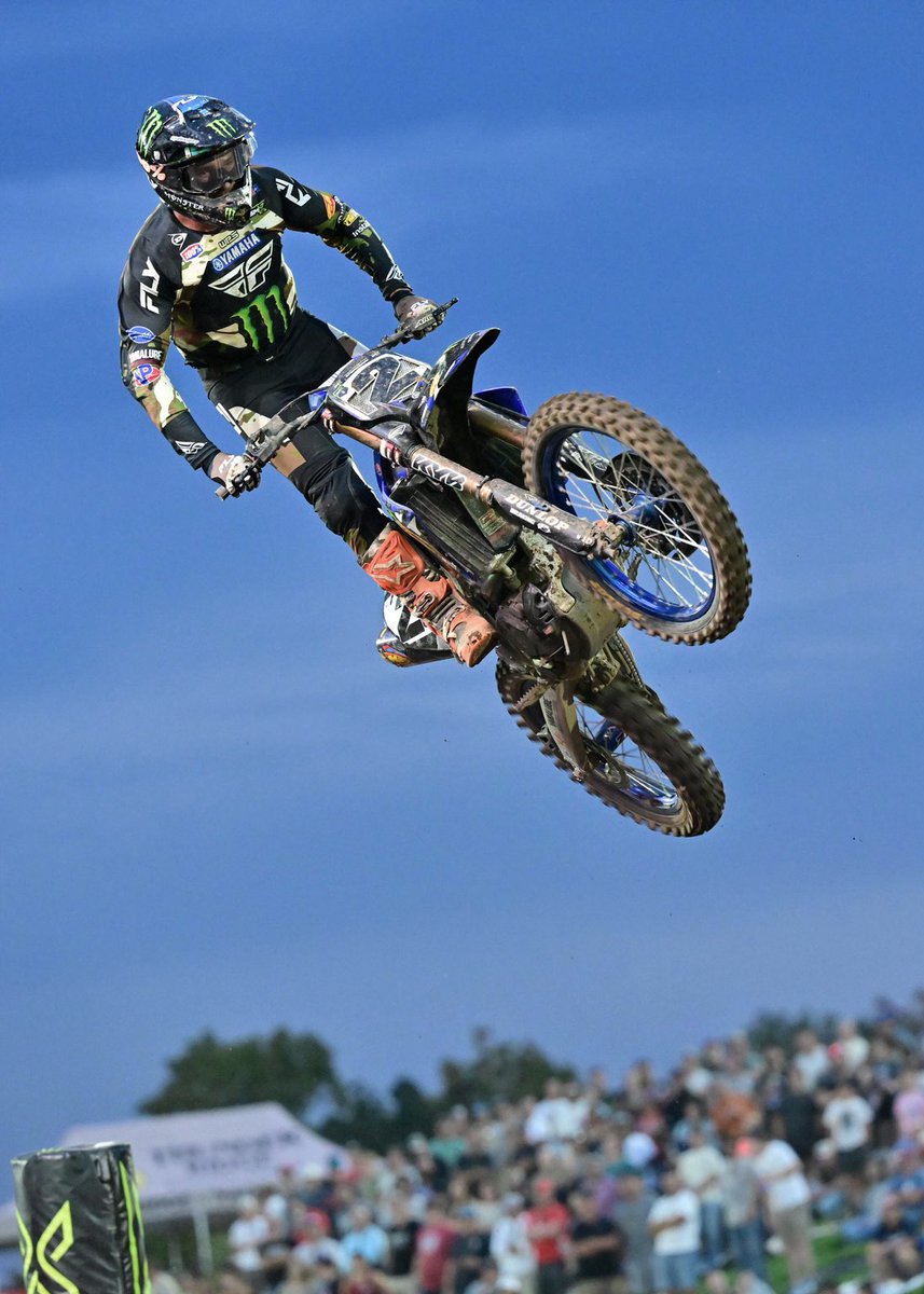 cooperwebb_2's tweet photo. 32 rounds done 👊🏼. Achieved my goal of lining up for every round in my final full season. 

Now let’s go rep USA in France! 🇺🇸 https://t.co/tZIg7BIwE8